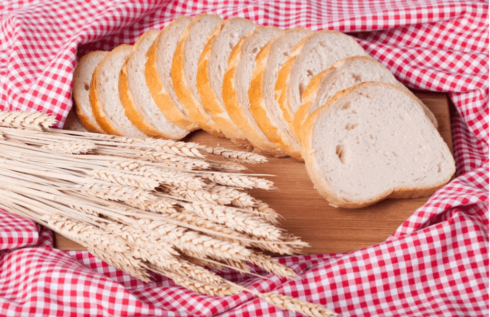 Carbohydrate intake for weight loss